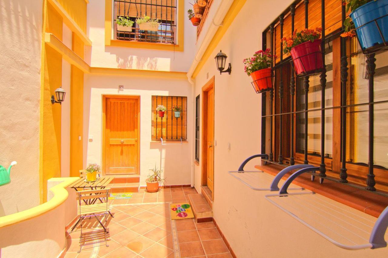 Altamalaga Apts Apartment Exterior photo